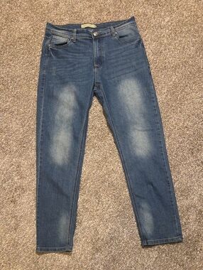 STITCHES & RIVETS Men's Medium Wash Straight Leg Jeans Size 36 x 32